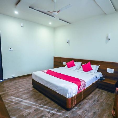 Hotel The Cult Hubli Exterior photo