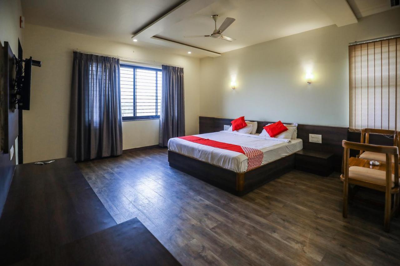 Hotel The Cult Hubli Exterior photo