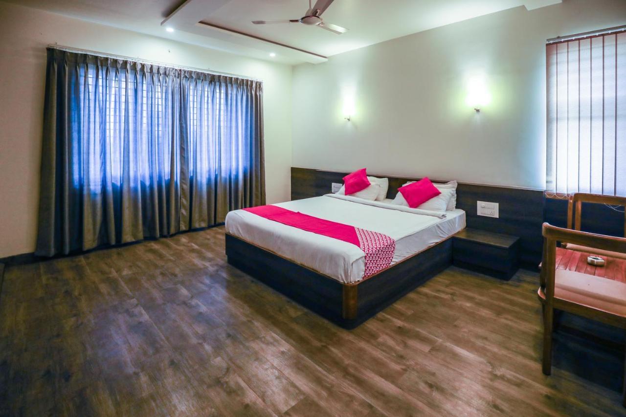 Hotel The Cult Hubli Exterior photo