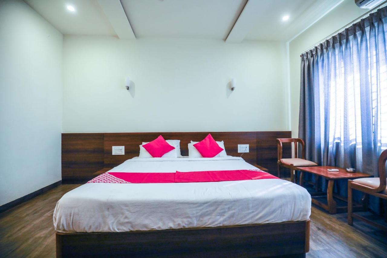 Hotel The Cult Hubli Exterior photo